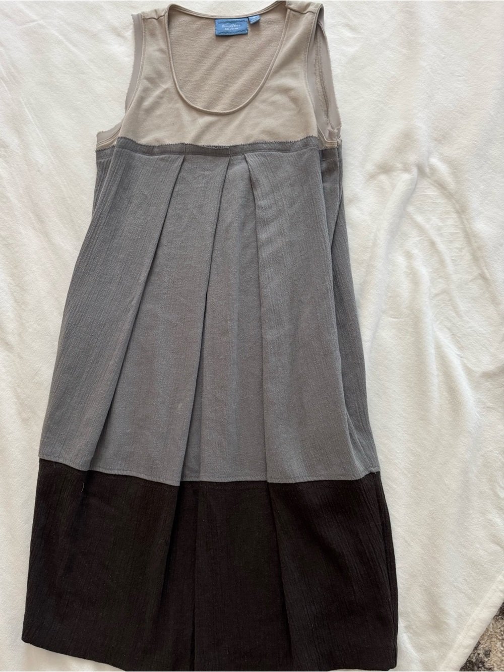Vintage Vera Wang Sleeveless Colorblock Pleated Midi boho Dress -